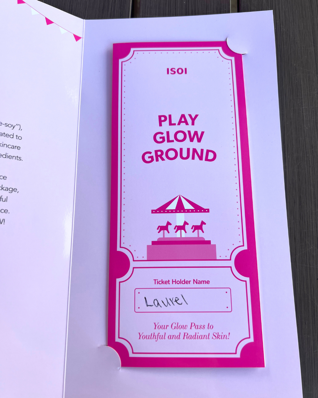 ISOI: Play Glow Ground