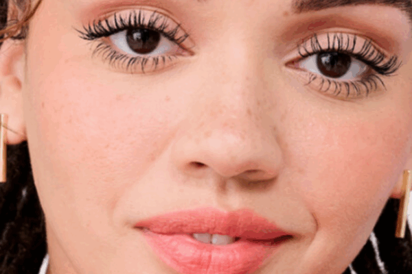 Benefit Cosmetics: Bounce Bad Gal Mascara