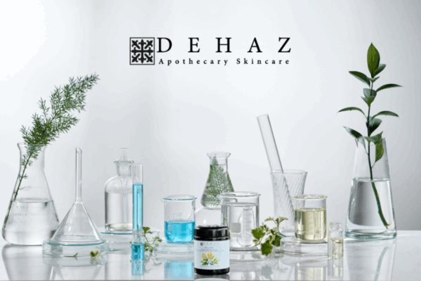 Dehaz Apothecary Skincare: Moors Mud Pore Purifying Mask +Tea Tree & Ylang Ylang Essential Oils