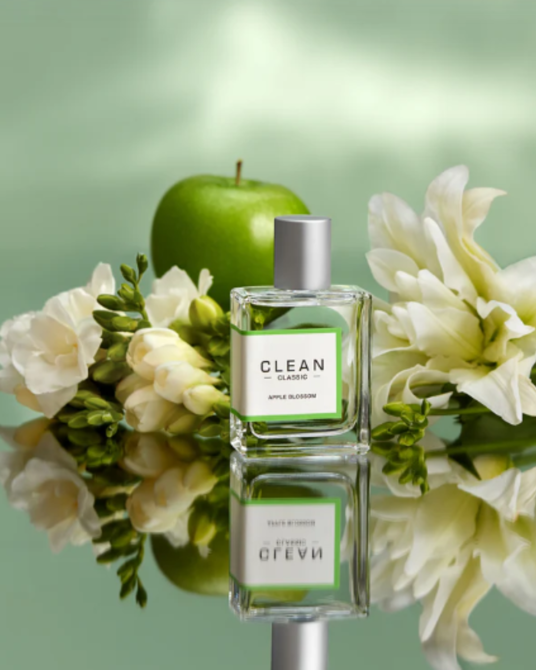 Clean Classic Apple Blossom Perfume