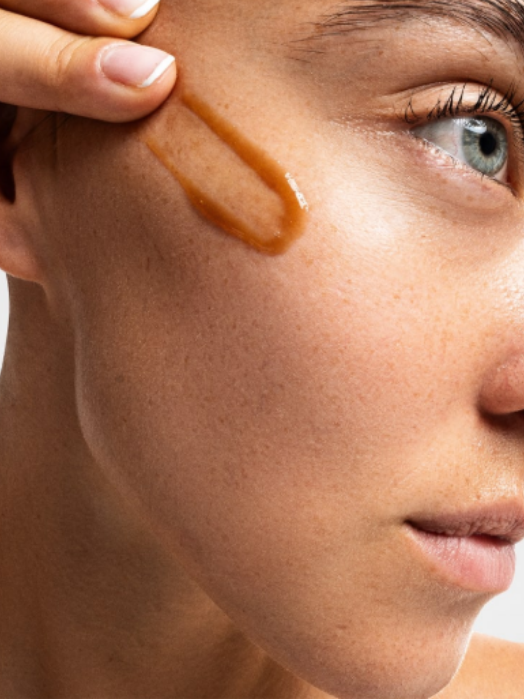 Allies of Skin Mandelic Pigmentation Corrector Night Serum. This product contains mandelic acid.